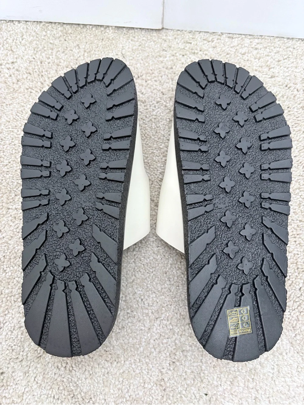 Brand new never worn Women’s White Double-Buckle Slide Sandals